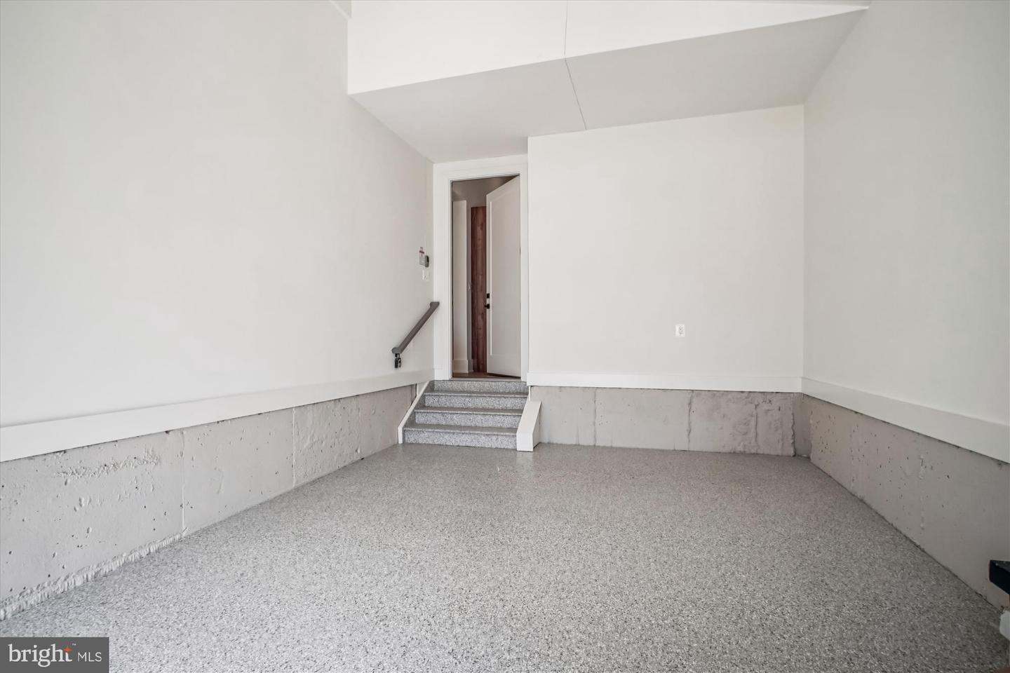 3126 HEADROW CIR, FALLS CHURCH, Virginia 22042, 5 Bedrooms Bedrooms, ,4 BathroomsBathrooms,Residential,For sale,3126 HEADROW CIR,VAFX2268594 MLS # VAFX2268594