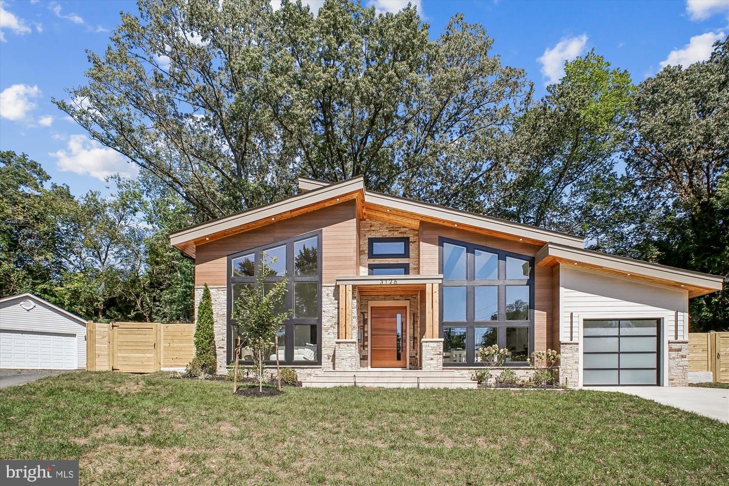 3126 HEADROW CIR, FALLS CHURCH, Virginia 22042, 5 Bedrooms Bedrooms, ,4 BathroomsBathrooms,Residential,For sale,3126 HEADROW CIR,VAFX2268594 MLS # VAFX2268594