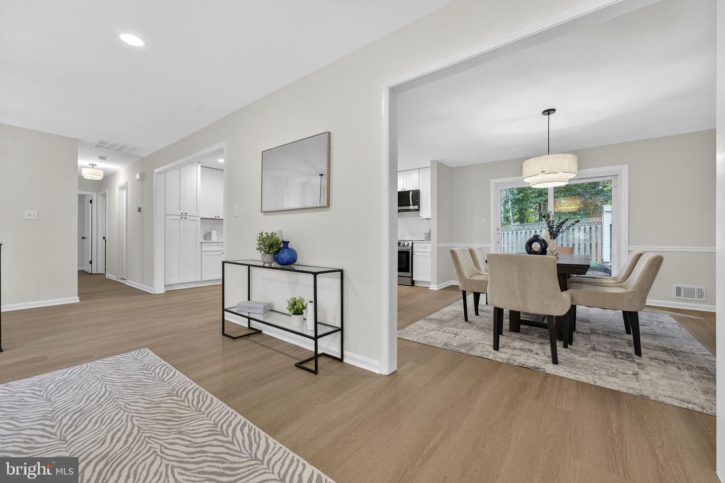 5006 LONE OAK PL, FAIRFAX, Virginia 22032, 4 Bedrooms Bedrooms, ,3 BathroomsBathrooms,Residential,For sale,5006 LONE OAK PL,VAFX2268644 MLS # VAFX2268644