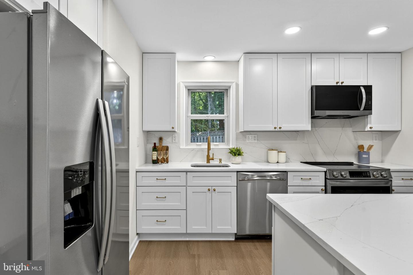 5006 LONE OAK PL, FAIRFAX, Virginia 22032, 4 Bedrooms Bedrooms, ,3 BathroomsBathrooms,Residential,For sale,5006 LONE OAK PL,VAFX2268644 MLS # VAFX2268644