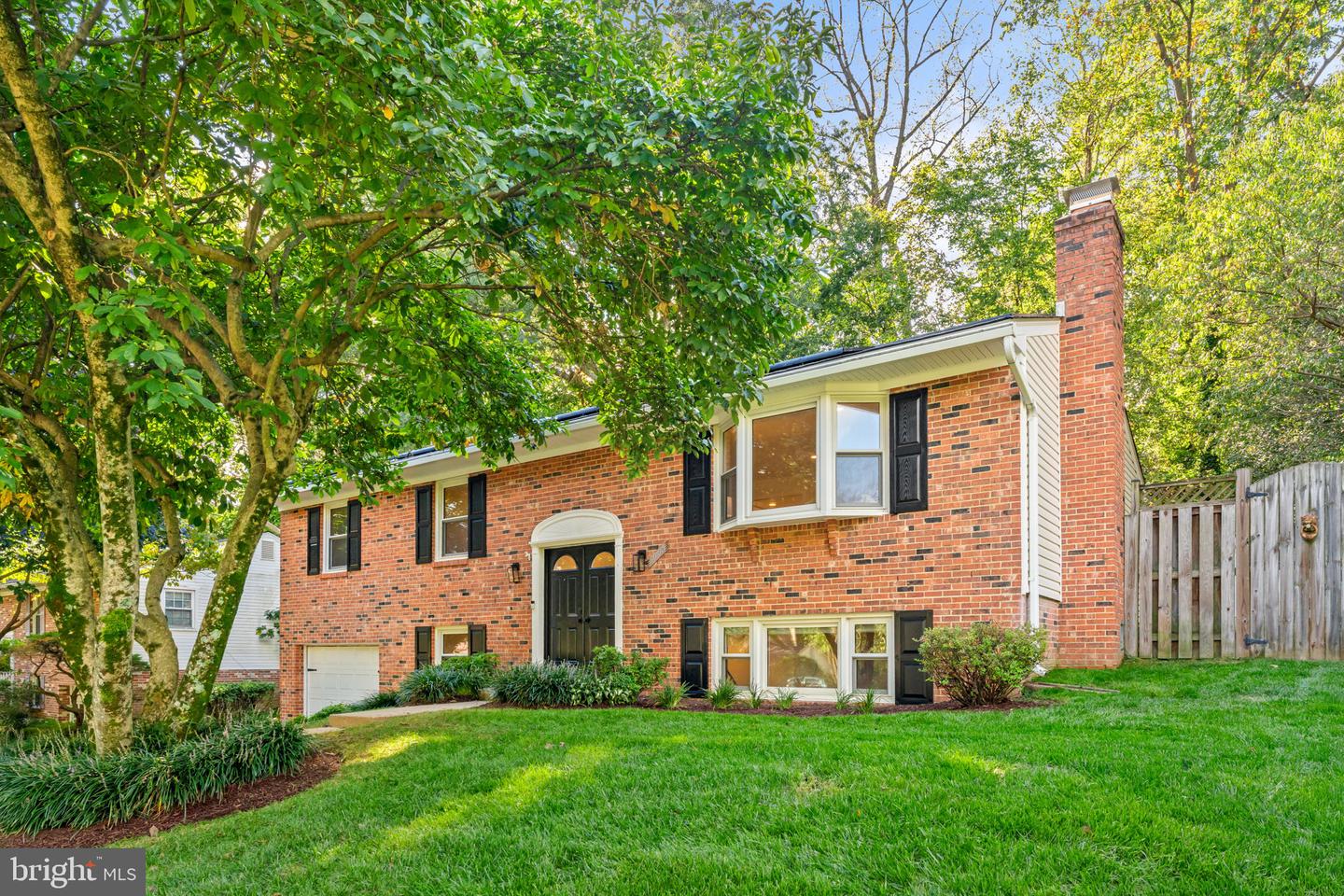 5006 LONE OAK PL, FAIRFAX, Virginia 22032, 4 Bedrooms Bedrooms, ,3 BathroomsBathrooms,Residential,For sale,5006 LONE OAK PL,VAFX2268644 MLS # VAFX2268644