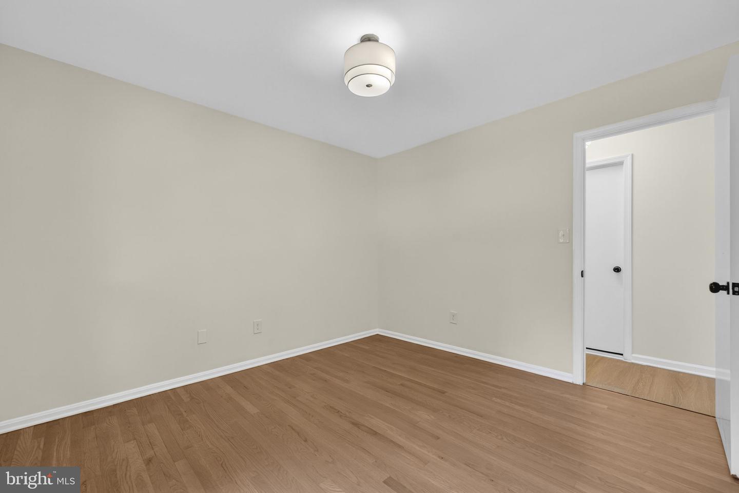 5006 LONE OAK PL, FAIRFAX, Virginia 22032, 4 Bedrooms Bedrooms, ,3 BathroomsBathrooms,Residential,For sale,5006 LONE OAK PL,VAFX2268644 MLS # VAFX2268644