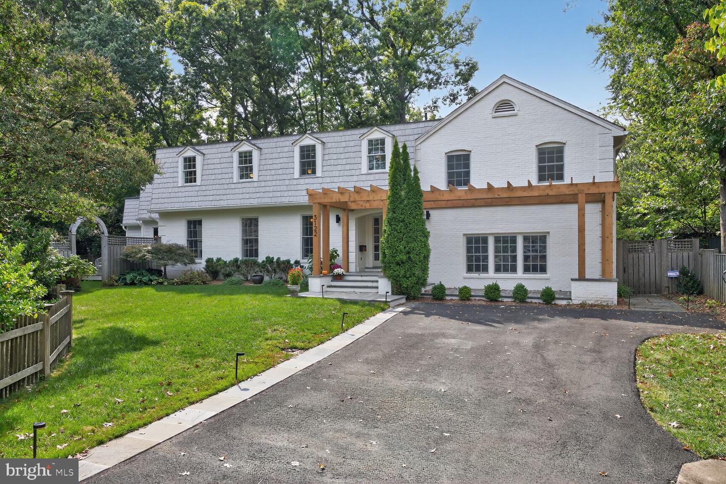 3122 N NOTTINGHAM ST N, ARLINGTON, Virginia 22207, 4 Bedrooms Bedrooms, ,3 BathroomsBathrooms,Residential,For sale,3122 N NOTTINGHAM ST N,VAAR2064052 MLS # VAAR2064052