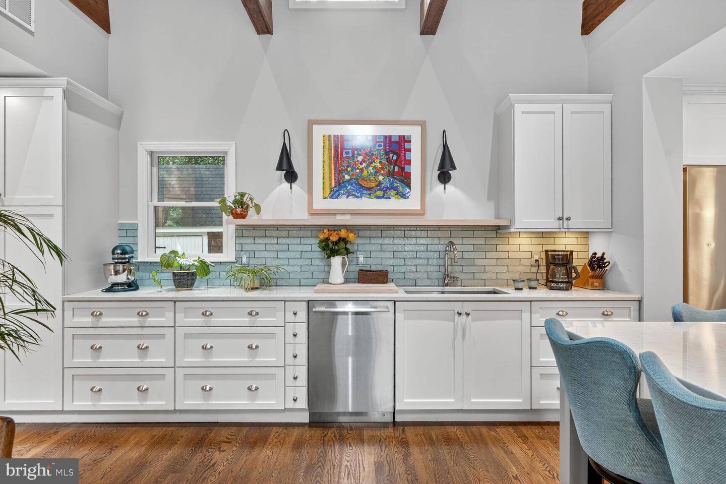 3122 N NOTTINGHAM ST N, ARLINGTON, Virginia 22207, 4 Bedrooms Bedrooms, ,3 BathroomsBathrooms,Residential,For sale,3122 N NOTTINGHAM ST N,VAAR2064052 MLS # VAAR2064052