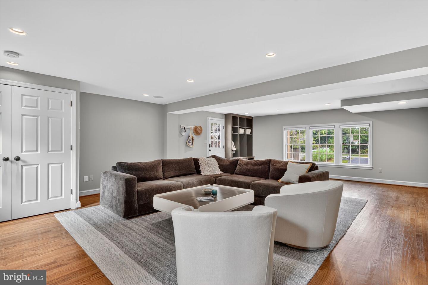 3122 N NOTTINGHAM ST N, ARLINGTON, Virginia 22207, 4 Bedrooms Bedrooms, ,3 BathroomsBathrooms,Residential,For sale,3122 N NOTTINGHAM ST N,VAAR2064052 MLS # VAAR2064052