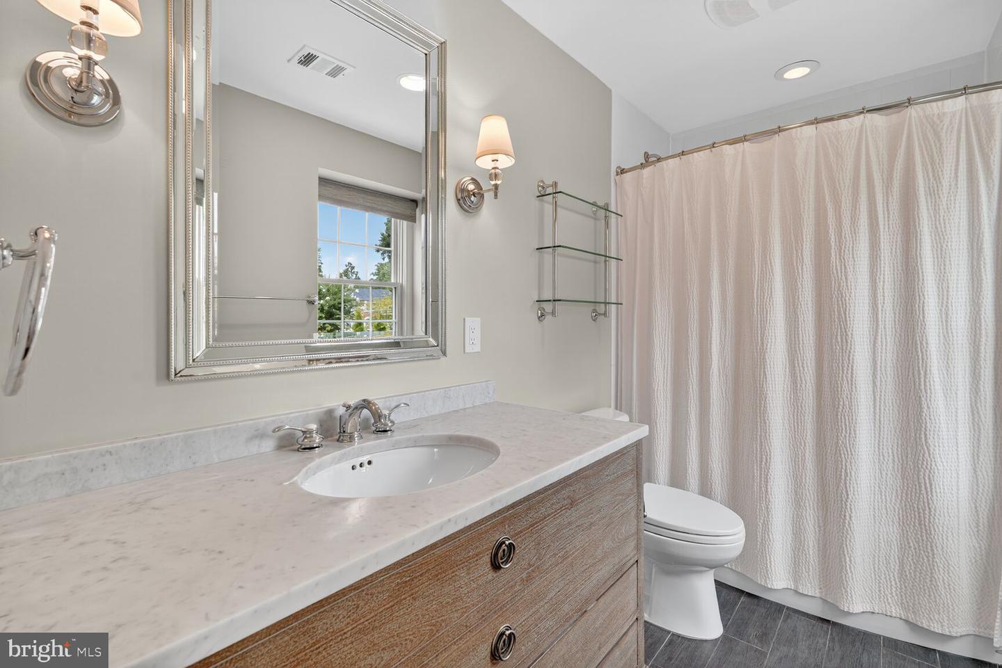 3122 N NOTTINGHAM ST N, ARLINGTON, Virginia 22207, 4 Bedrooms Bedrooms, ,3 BathroomsBathrooms,Residential,For sale,3122 N NOTTINGHAM ST N,VAAR2064052 MLS # VAAR2064052