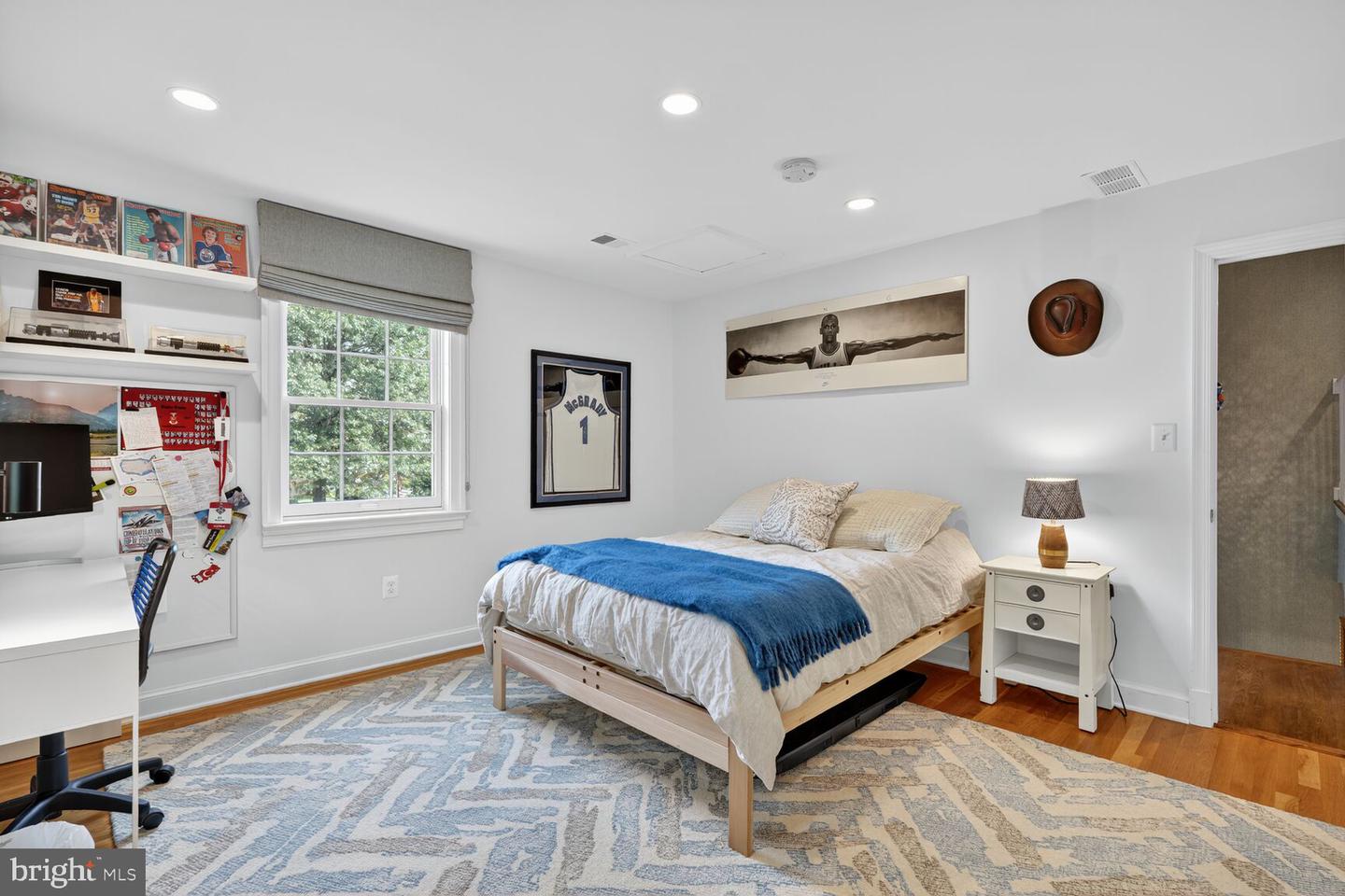 3122 N NOTTINGHAM ST N, ARLINGTON, Virginia 22207, 4 Bedrooms Bedrooms, ,3 BathroomsBathrooms,Residential,For sale,3122 N NOTTINGHAM ST N,VAAR2064052 MLS # VAAR2064052