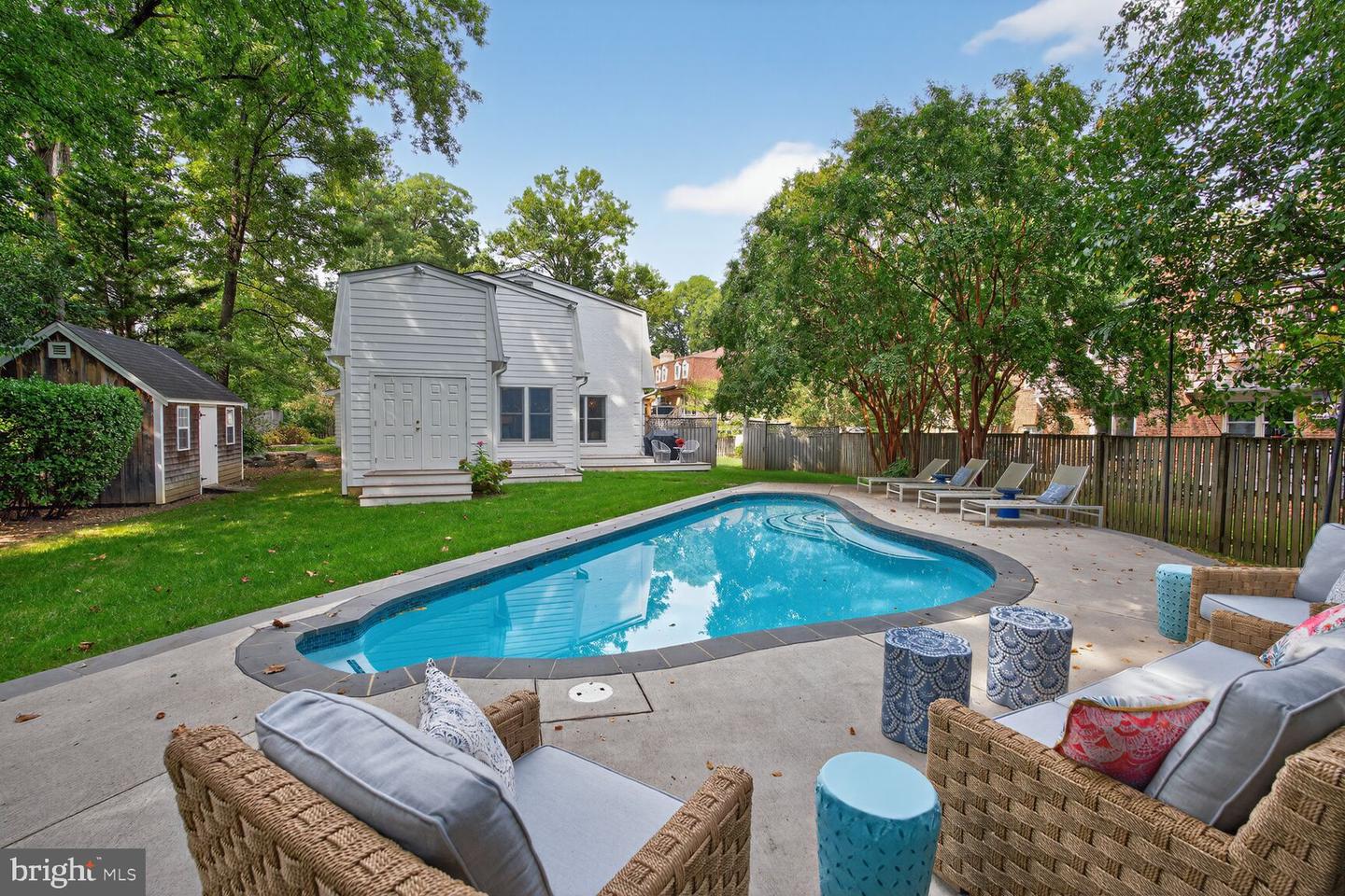 3122 N NOTTINGHAM ST N, ARLINGTON, Virginia 22207, 4 Bedrooms Bedrooms, ,3 BathroomsBathrooms,Residential,For sale,3122 N NOTTINGHAM ST N,VAAR2064052 MLS # VAAR2064052