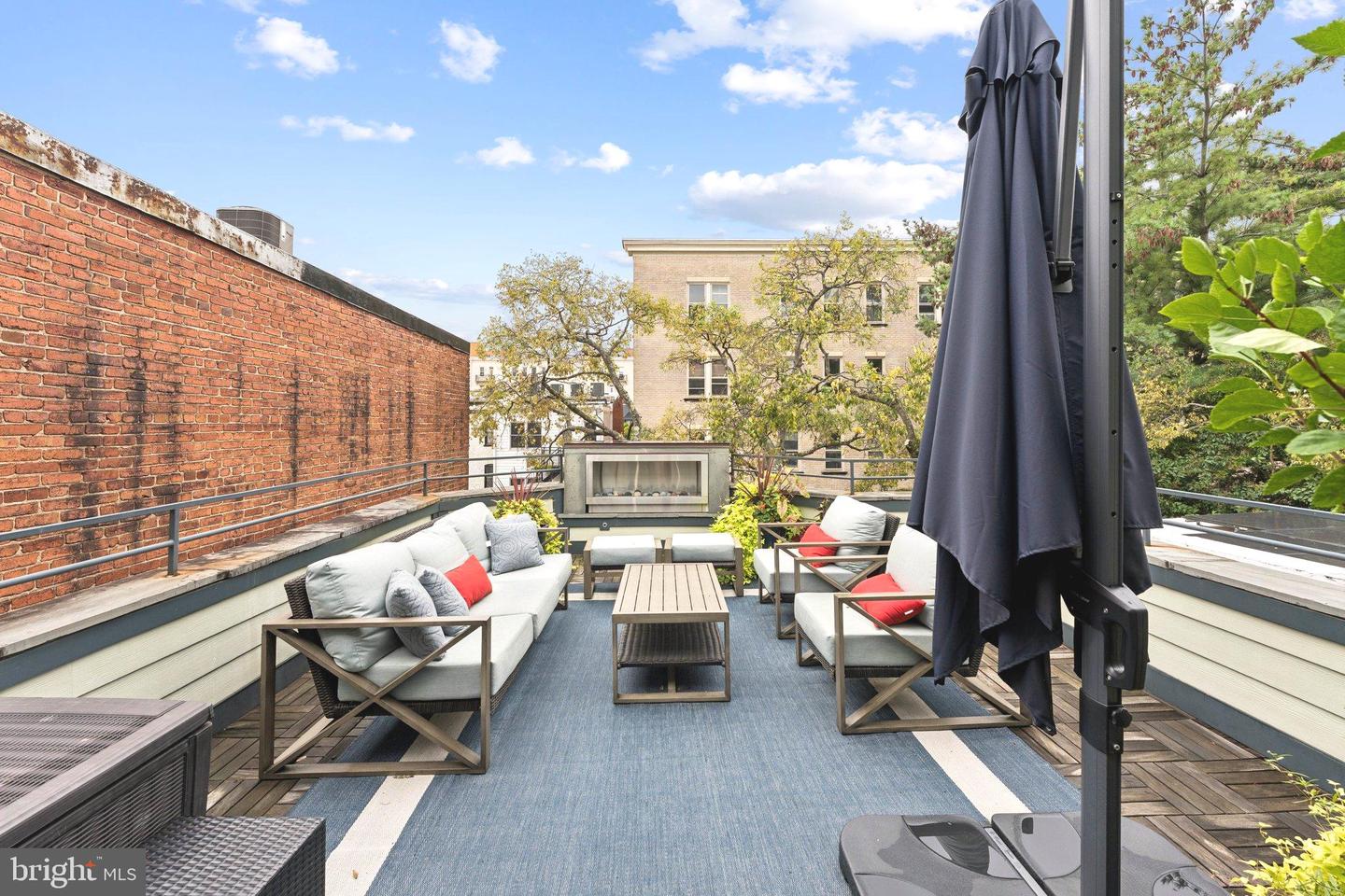 1620 S ST NW, WASHINGTON, District Of Columbia 20009, 5 Bedrooms Bedrooms, ,5 BathroomsBathrooms,Residential,For sale,1620 S ST NW,DCDC2223642 MLS # DCDC2223642