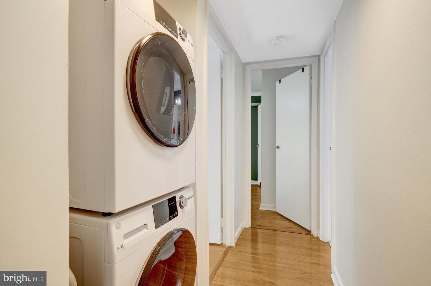 6300 STEVENSON AVE #311, ALEXANDRIA, Virginia 22304, 2 Bedrooms Bedrooms, ,2 BathroomsBathrooms,Residential,For sale,6300 STEVENSON AVE #311,VAAX2050060 MLS # VAAX2050060