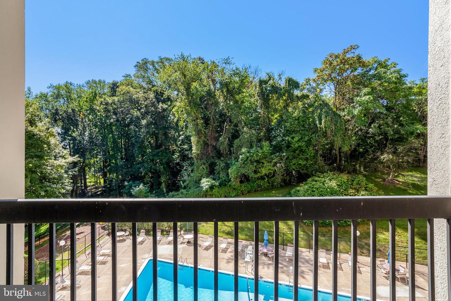 6300 STEVENSON AVE #311, ALEXANDRIA, Virginia 22304, 2 Bedrooms Bedrooms, ,2 BathroomsBathrooms,Residential,For sale,6300 STEVENSON AVE #311,VAAX2050060 MLS # VAAX2050060