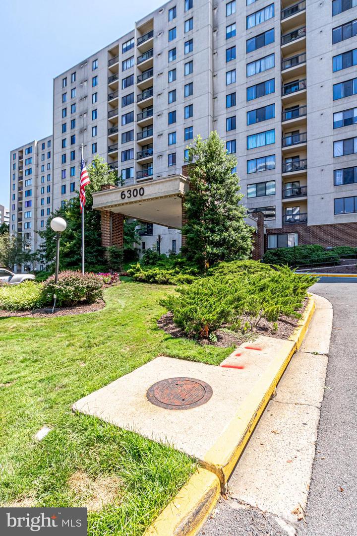 6300 STEVENSON AVE #311, ALEXANDRIA, Virginia 22304, 2 Bedrooms Bedrooms, ,2 BathroomsBathrooms,Residential,For sale,6300 STEVENSON AVE #311,VAAX2050060 MLS # VAAX2050060