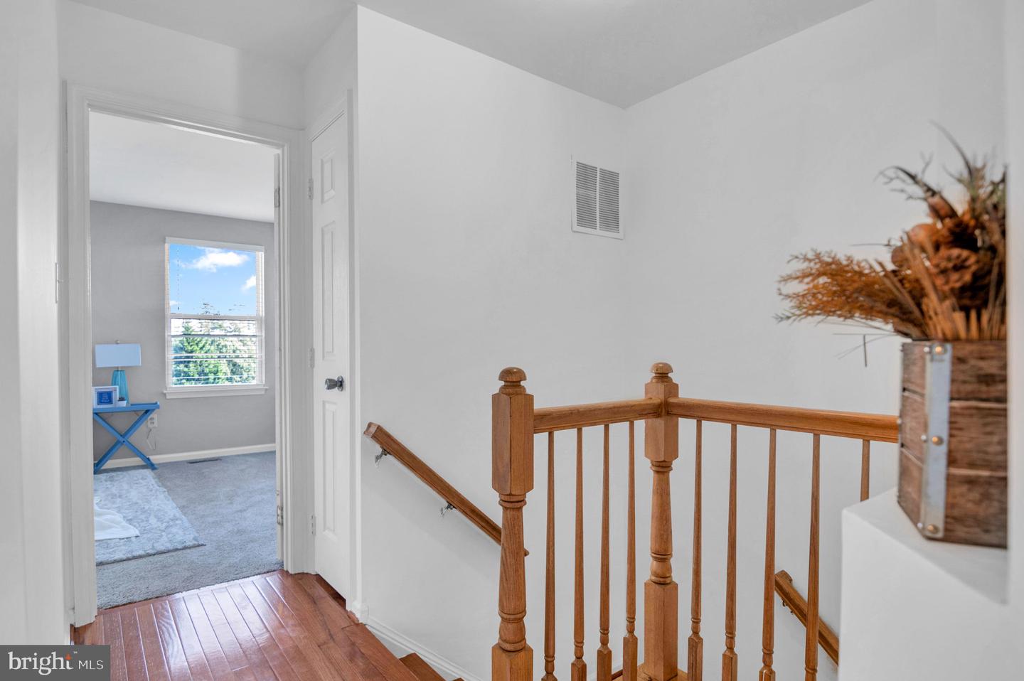 6427 MCCOY, CENTREVILLE, Virginia 20121, 4 Bedrooms Bedrooms, ,3 BathroomsBathrooms,Residential,For sale,6427 MCCOY,VAFX2268742 MLS # VAFX2268742