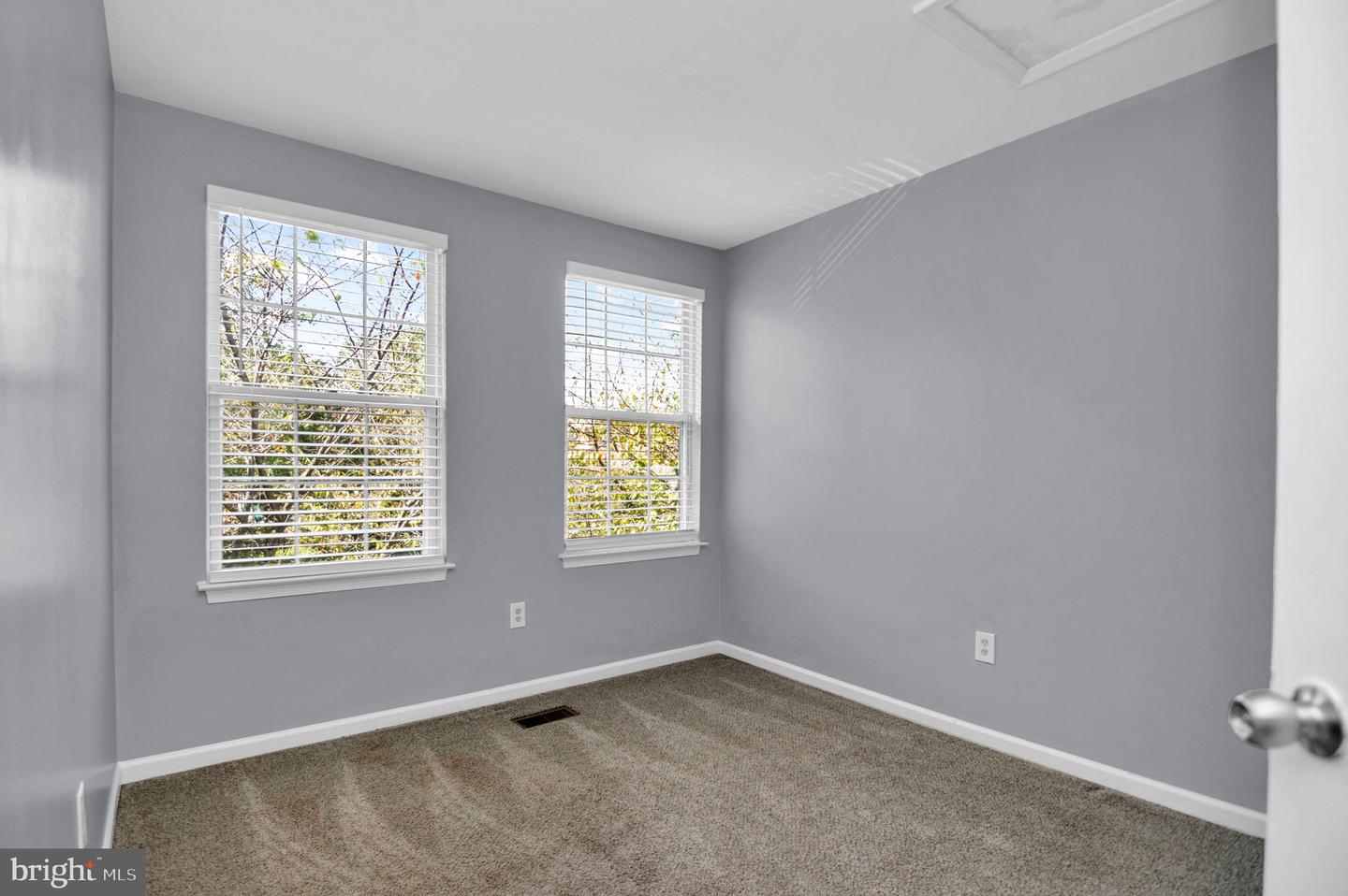 6427 MCCOY, CENTREVILLE, Virginia 20121, 4 Bedrooms Bedrooms, ,3 BathroomsBathrooms,Residential,For sale,6427 MCCOY,VAFX2268742 MLS # VAFX2268742