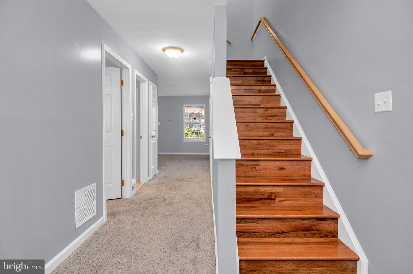 6427 MCCOY, CENTREVILLE, Virginia 20121, 4 Bedrooms Bedrooms, ,3 BathroomsBathrooms,Residential,For sale,6427 MCCOY,VAFX2268742 MLS # VAFX2268742