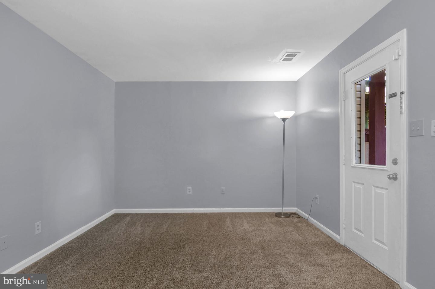 6427 MCCOY, CENTREVILLE, Virginia 20121, 4 Bedrooms Bedrooms, ,3 BathroomsBathrooms,Residential,For sale,6427 MCCOY,VAFX2268742 MLS # VAFX2268742