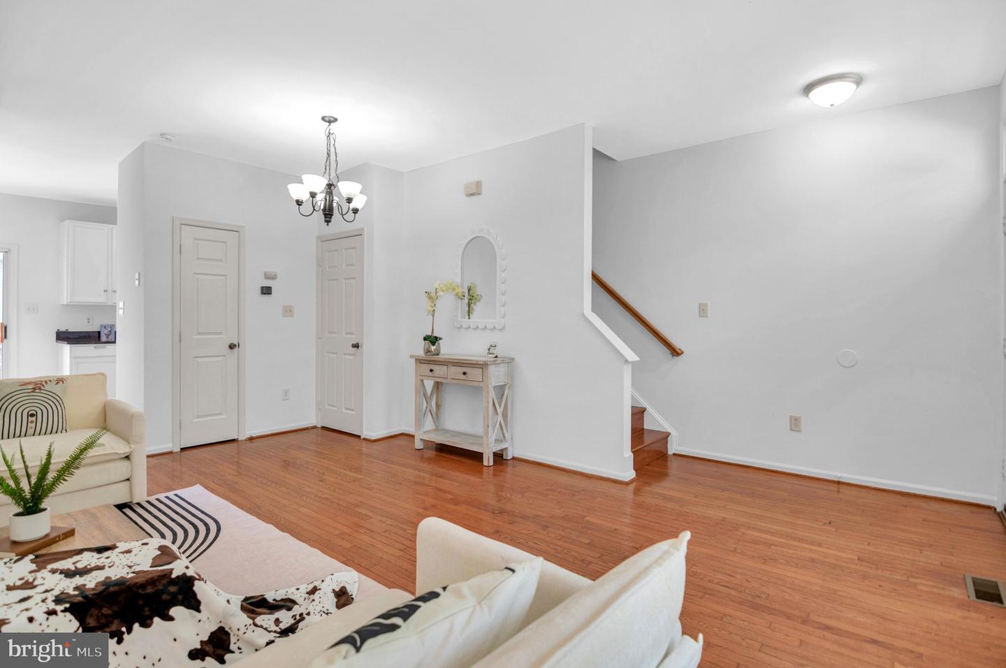 6427 MCCOY, CENTREVILLE, Virginia 20121, 4 Bedrooms Bedrooms, ,3 BathroomsBathrooms,Residential,For sale,6427 MCCOY,VAFX2268742 MLS # VAFX2268742