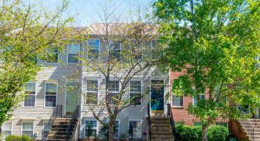 6427 MCCOY, CENTREVILLE, Virginia 20121, 4 Bedrooms Bedrooms, ,3 BathroomsBathrooms,Residential,For sale,6427 MCCOY,VAFX2268742 MLS # VAFX2268742