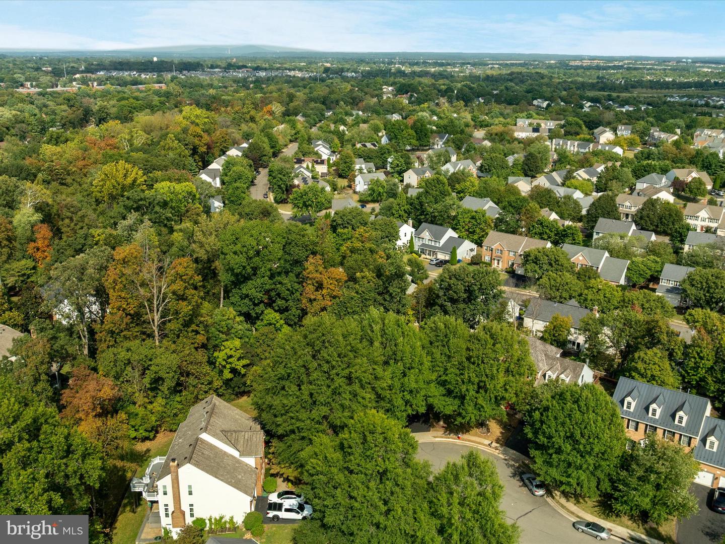1432 MOORE PL SW, LEESBURG, Virginia 20175, 4 Bedrooms Bedrooms, ,3 BathroomsBathrooms,Residential,For sale,1432 MOORE PL SW,VALO2107392 MLS # VALO2107392