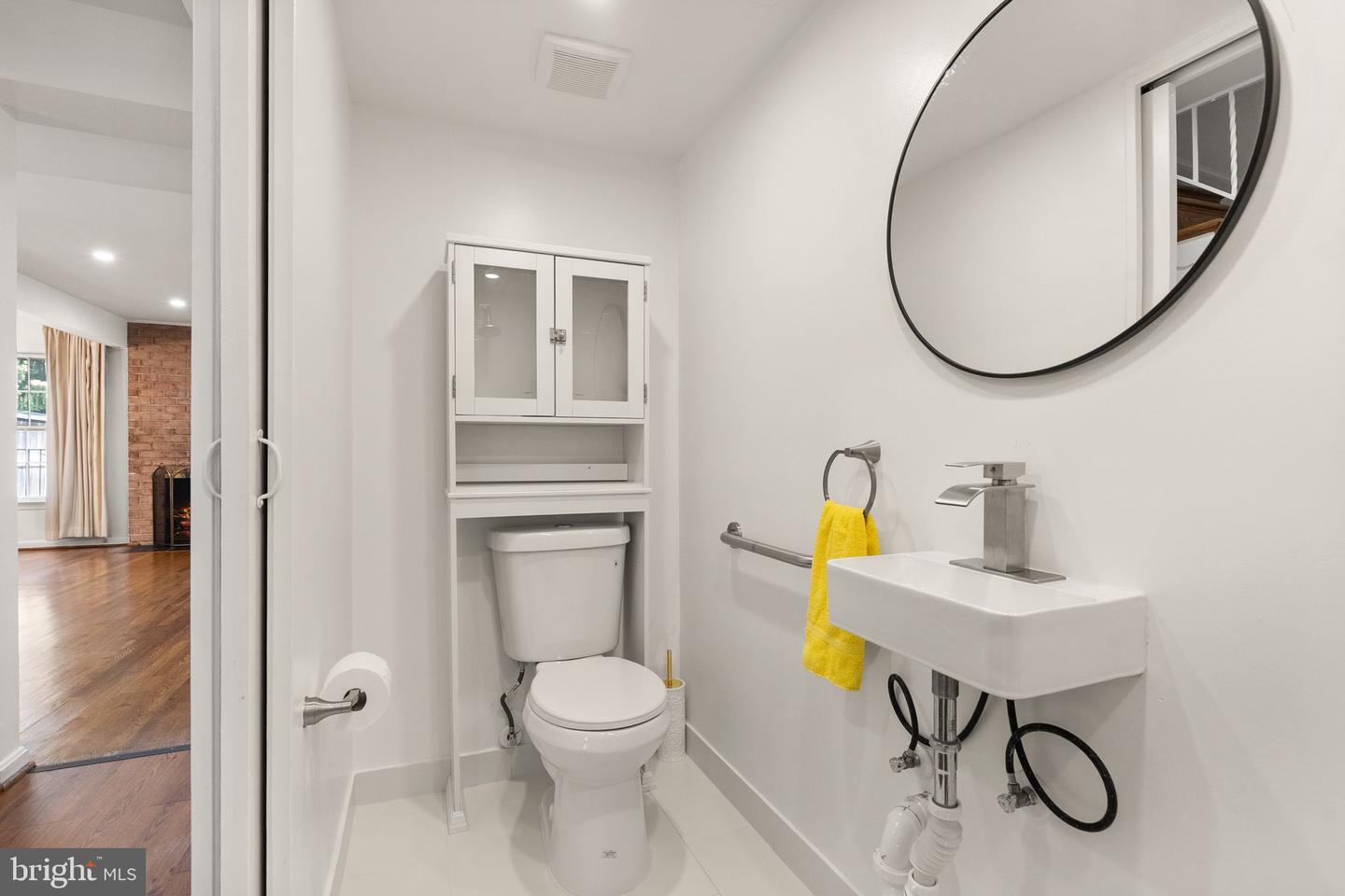 5443 RICHENBACHER AVE, ALEXANDRIA, Virginia 22304, 3 Bedrooms Bedrooms, 7 Rooms Rooms,3 BathroomsBathrooms,Residential,For sale,5443 RICHENBACHER AVE,VAAX2050068 MLS # VAAX2050068