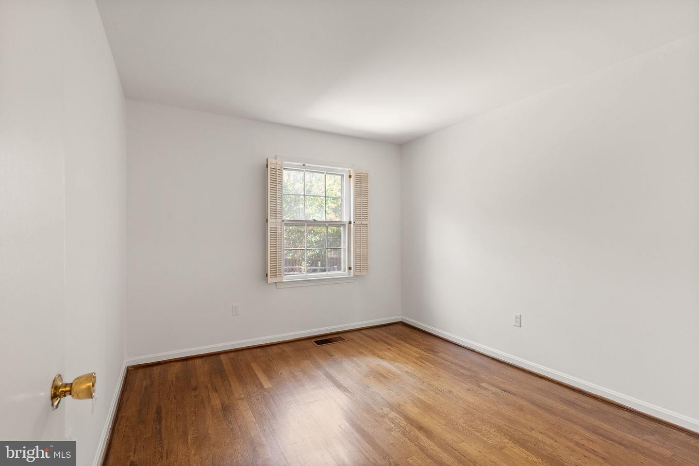 5443 RICHENBACHER AVE, ALEXANDRIA, Virginia 22304, 3 Bedrooms Bedrooms, 7 Rooms Rooms,3 BathroomsBathrooms,Residential,For sale,5443 RICHENBACHER AVE,VAAX2050068 MLS # VAAX2050068