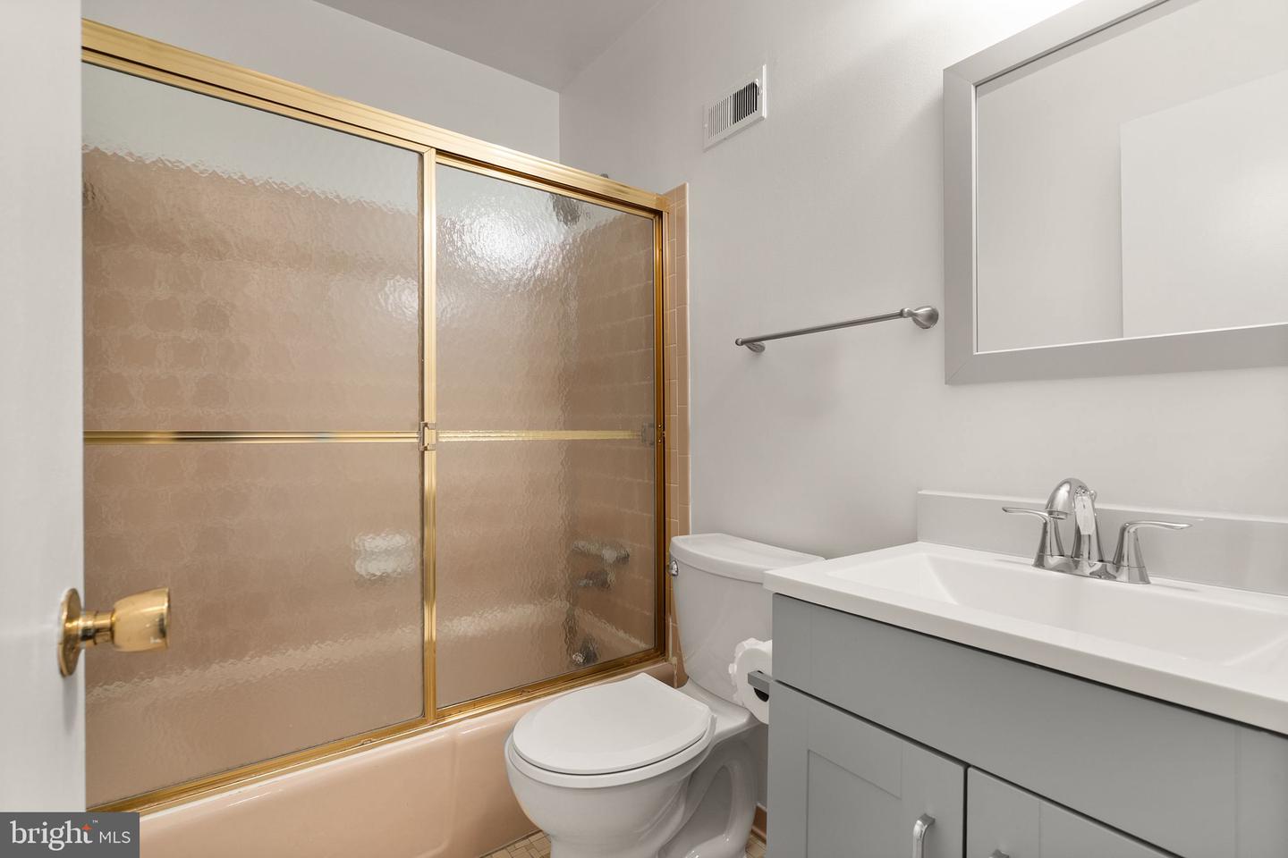 5443 RICHENBACHER AVE, ALEXANDRIA, Virginia 22304, 3 Bedrooms Bedrooms, 7 Rooms Rooms,3 BathroomsBathrooms,Residential,For sale,5443 RICHENBACHER AVE,VAAX2050068 MLS # VAAX2050068