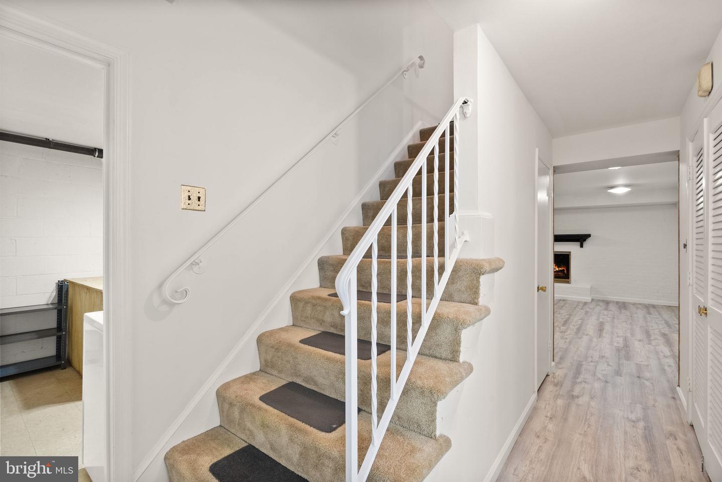 5443 RICHENBACHER AVE, ALEXANDRIA, Virginia 22304, 3 Bedrooms Bedrooms, 7 Rooms Rooms,3 BathroomsBathrooms,Residential,For sale,5443 RICHENBACHER AVE,VAAX2050068 MLS # VAAX2050068