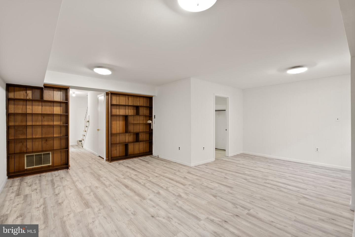 5443 RICHENBACHER AVE, ALEXANDRIA, Virginia 22304, 3 Bedrooms Bedrooms, 7 Rooms Rooms,3 BathroomsBathrooms,Residential,For sale,5443 RICHENBACHER AVE,VAAX2050068 MLS # VAAX2050068