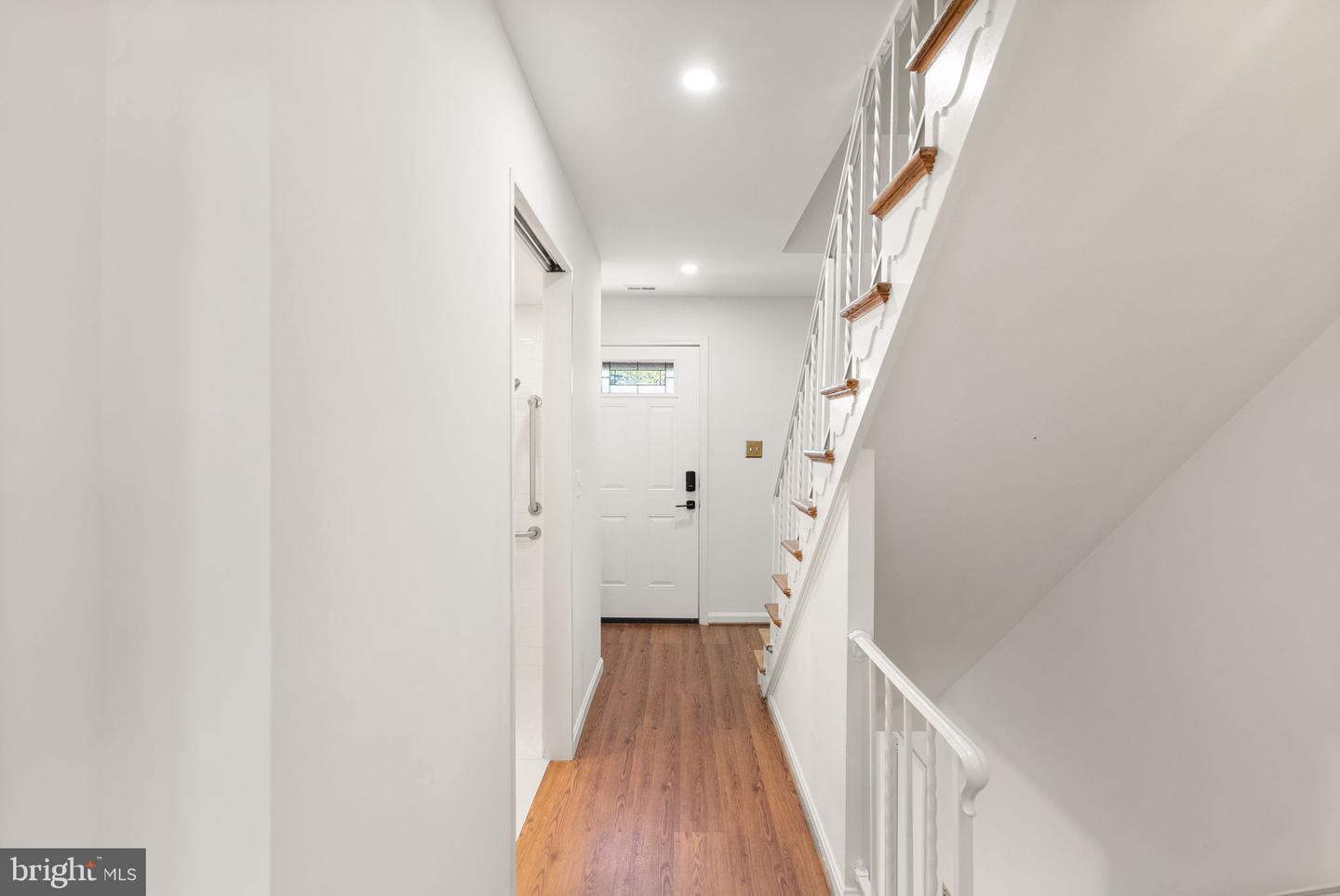 5443 RICHENBACHER AVE, ALEXANDRIA, Virginia 22304, 3 Bedrooms Bedrooms, 7 Rooms Rooms,3 BathroomsBathrooms,Residential,For sale,5443 RICHENBACHER AVE,VAAX2050068 MLS # VAAX2050068