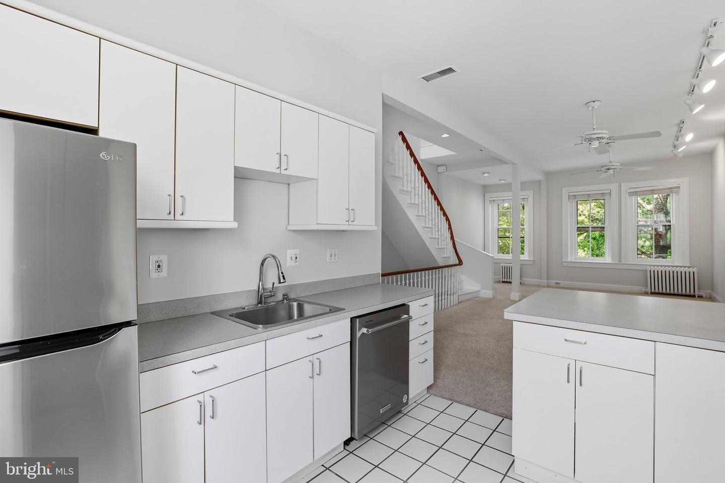 1507 VERMONT AVE NW, WASHINGTON, District Of Columbia 20005, 4 Bedrooms Bedrooms, ,4 BathroomsBathrooms,Residential,For sale,1507 VERMONT AVE NW,DCDC2223746 MLS # DCDC2223746