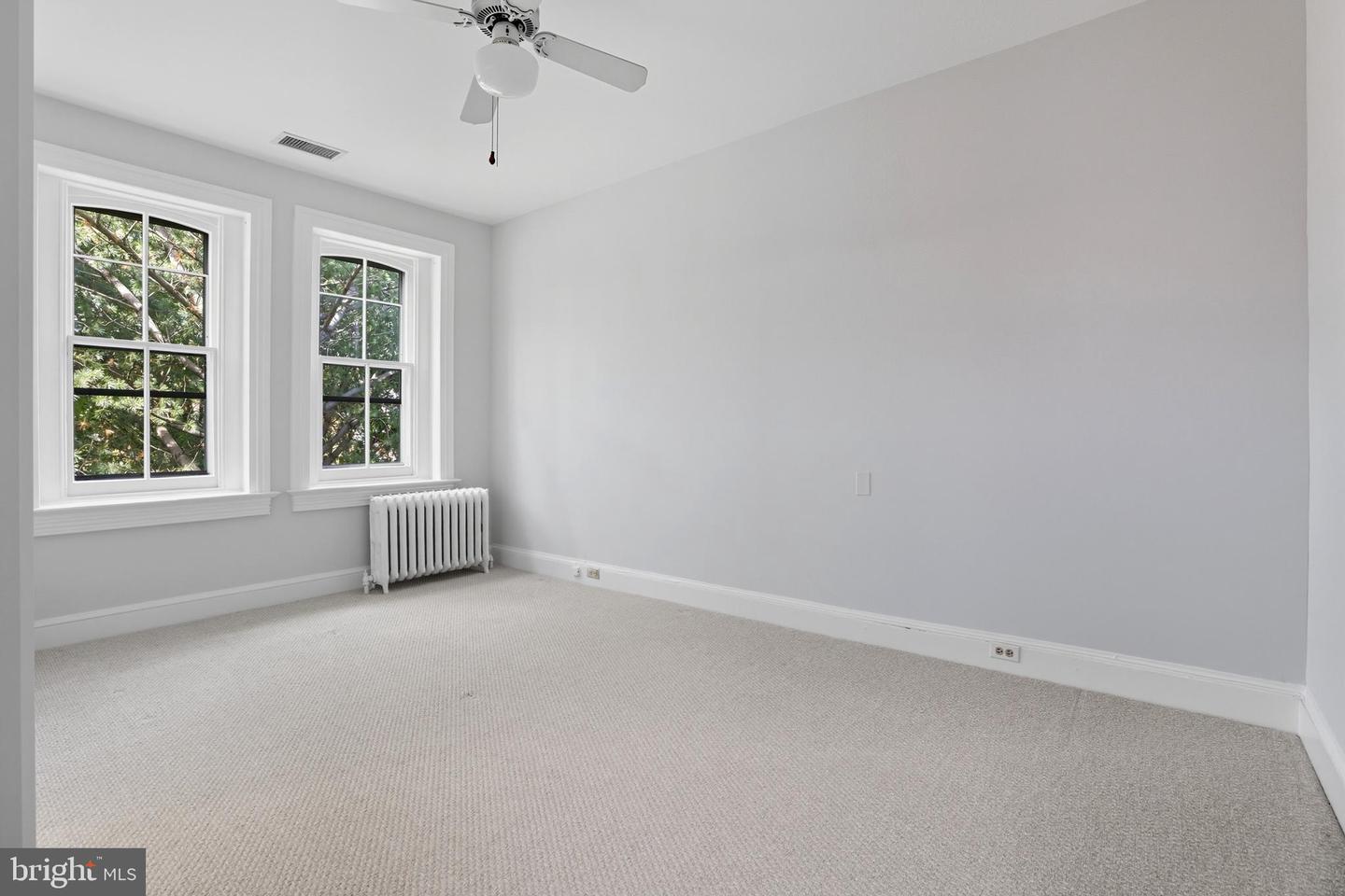 1507 VERMONT AVE NW, WASHINGTON, District Of Columbia 20005, 4 Bedrooms Bedrooms, ,4 BathroomsBathrooms,Residential,For sale,1507 VERMONT AVE NW,DCDC2223746 MLS # DCDC2223746