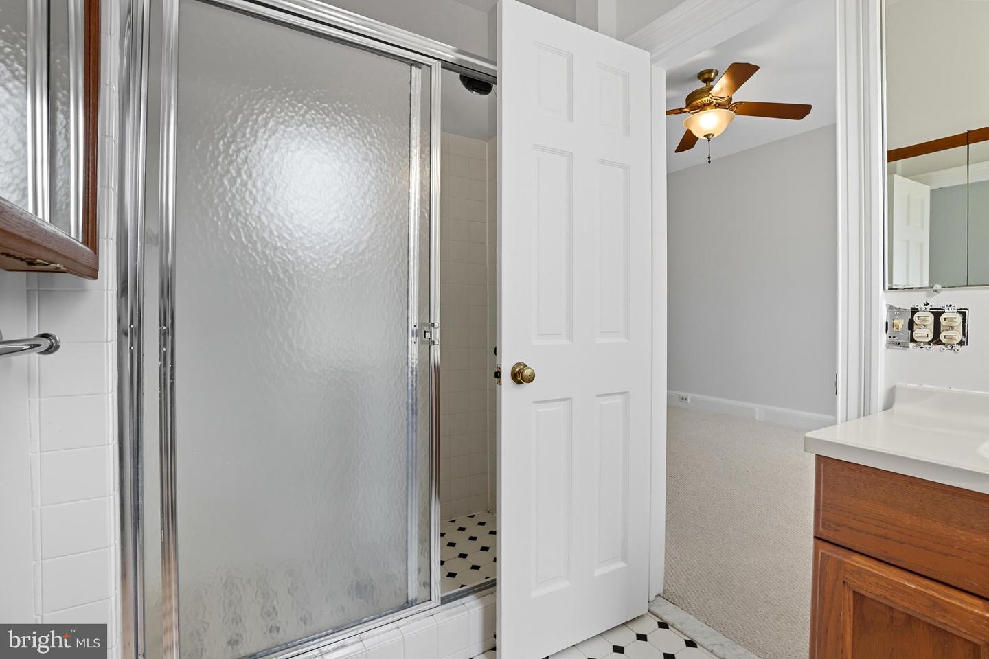 1507 VERMONT AVE NW, WASHINGTON, District Of Columbia 20005, 4 Bedrooms Bedrooms, ,4 BathroomsBathrooms,Residential,For sale,1507 VERMONT AVE NW,DCDC2223746 MLS # DCDC2223746