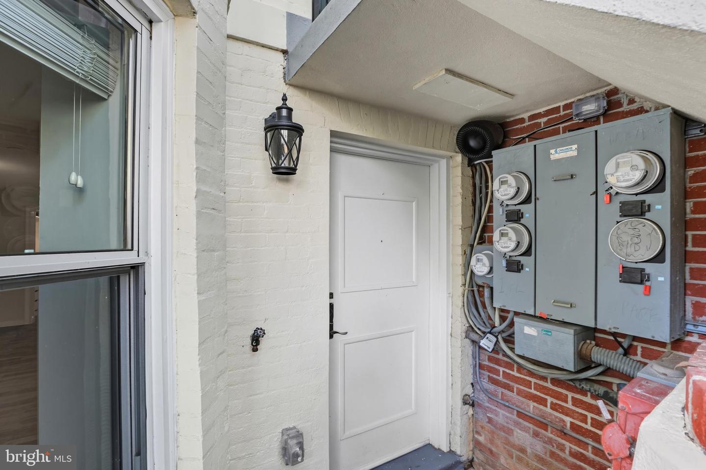 1507 VERMONT AVE NW, WASHINGTON, District Of Columbia 20005, 4 Bedrooms Bedrooms, ,4 BathroomsBathrooms,Residential,For sale,1507 VERMONT AVE NW,DCDC2223746 MLS # DCDC2223746