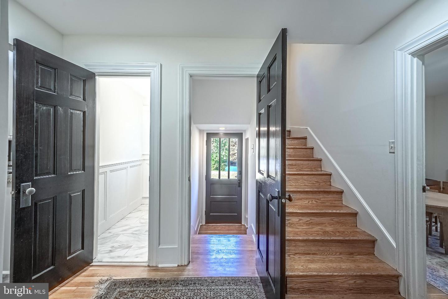 10606 ORCHARD ST, FAIRFAX, Virginia 22030, 5 Bedrooms Bedrooms, 10 Rooms Rooms,3 BathroomsBathrooms,Residential,For sale,10606 ORCHARD ST,VAFC2007084 MLS # VAFC2007084