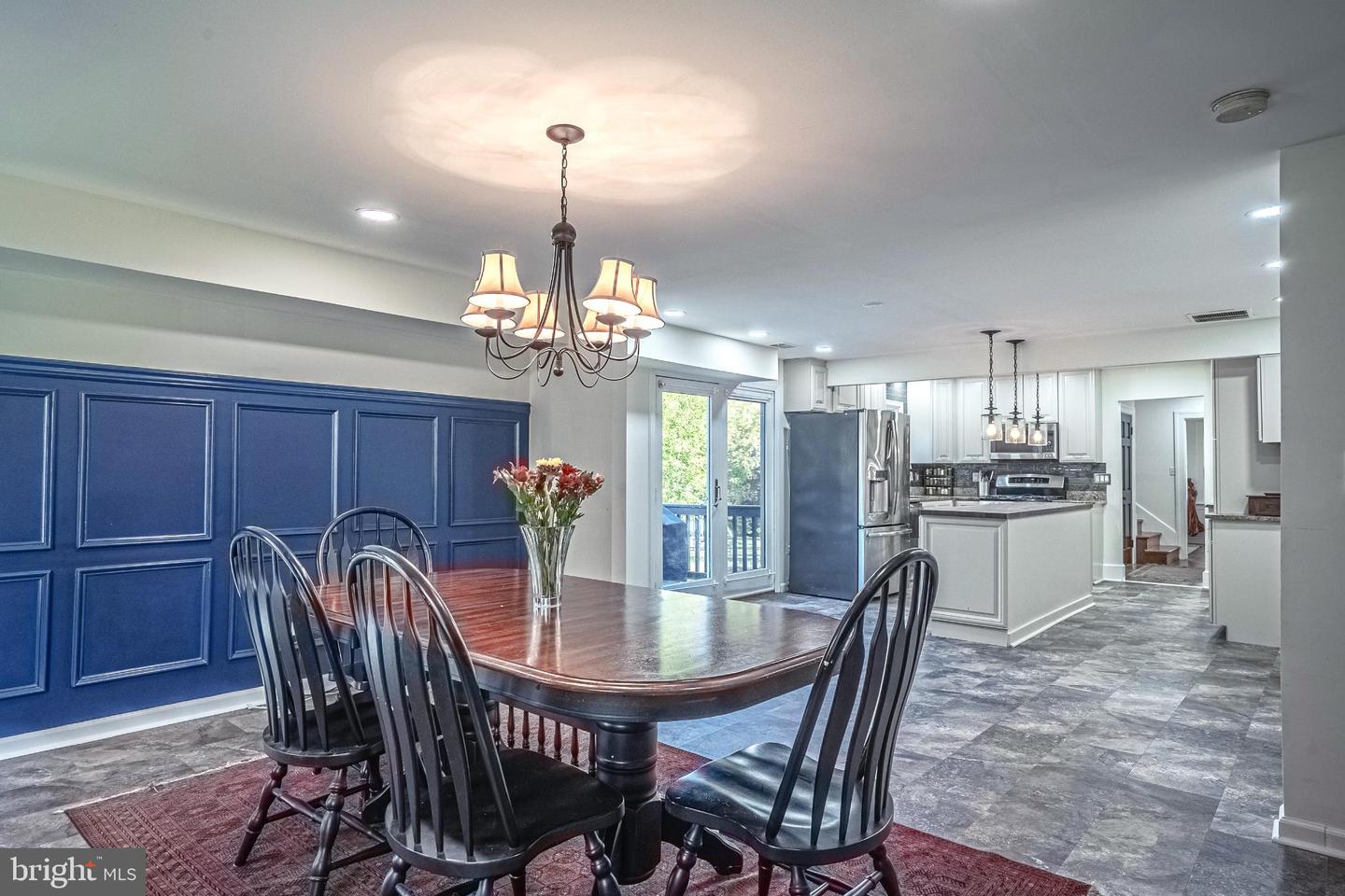 10606 ORCHARD ST, FAIRFAX, Virginia 22030, 5 Bedrooms Bedrooms, 10 Rooms Rooms,3 BathroomsBathrooms,Residential,For sale,10606 ORCHARD ST,VAFC2007084 MLS # VAFC2007084