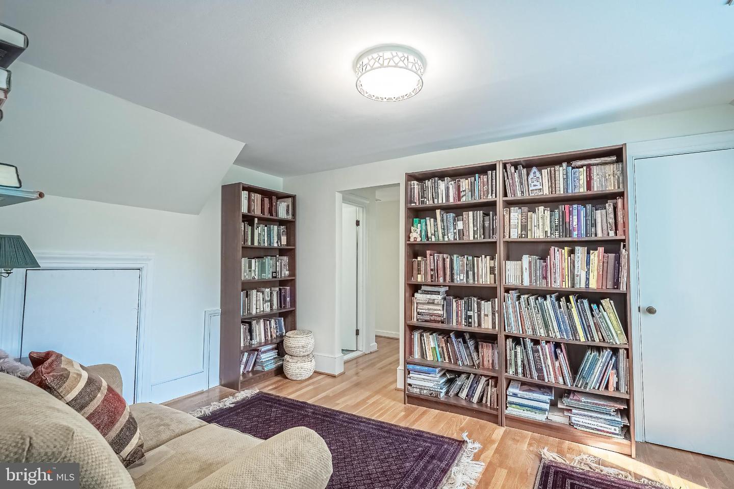 10606 ORCHARD ST, FAIRFAX, Virginia 22030, 5 Bedrooms Bedrooms, 10 Rooms Rooms,3 BathroomsBathrooms,Residential,For sale,10606 ORCHARD ST,VAFC2007084 MLS # VAFC2007084