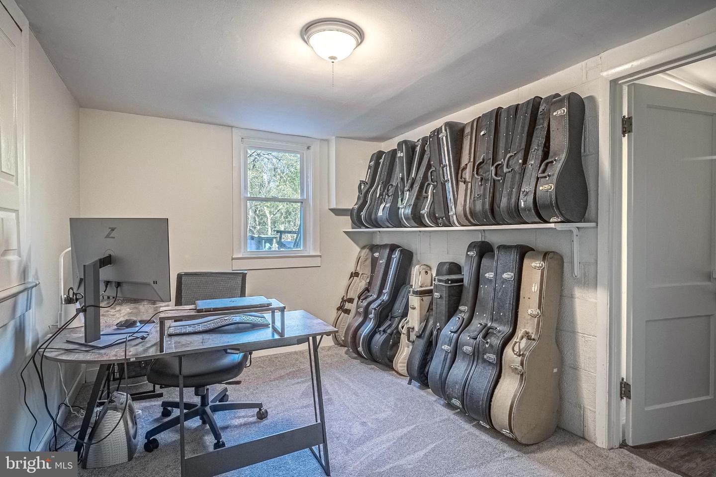 10606 ORCHARD ST, FAIRFAX, Virginia 22030, 5 Bedrooms Bedrooms, 10 Rooms Rooms,3 BathroomsBathrooms,Residential,For sale,10606 ORCHARD ST,VAFC2007084 MLS # VAFC2007084