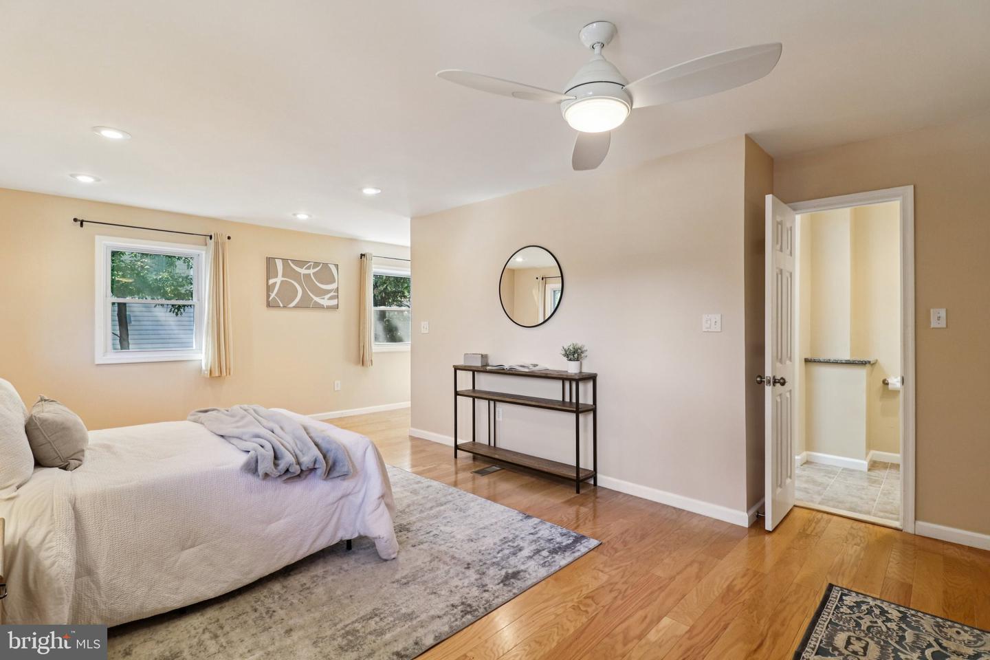 2638 BOWLING GREEN DR, VIENNA, Virginia 22180, 4 Bedrooms Bedrooms, ,2 BathroomsBathrooms,Residential,For sale,2638 BOWLING GREEN DR,VAFX2268866 MLS # VAFX2268866