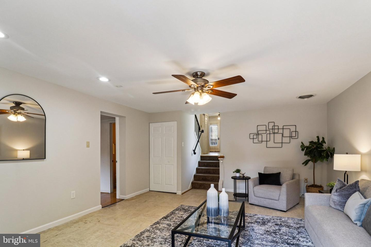 2638 BOWLING GREEN DR, VIENNA, Virginia 22180, 4 Bedrooms Bedrooms, ,2 BathroomsBathrooms,Residential,For sale,2638 BOWLING GREEN DR,VAFX2268866 MLS # VAFX2268866