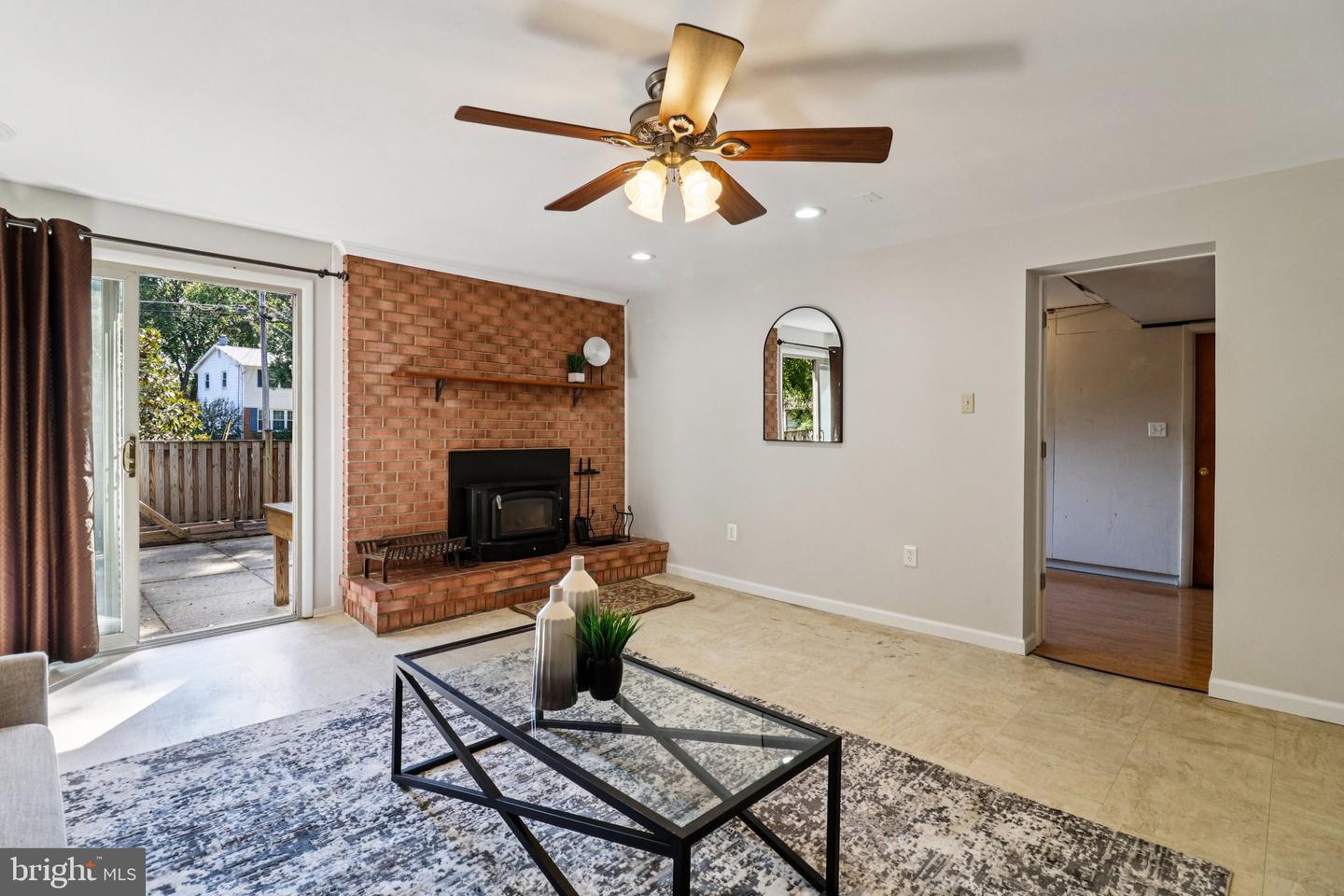 2638 BOWLING GREEN DR, VIENNA, Virginia 22180, 4 Bedrooms Bedrooms, ,2 BathroomsBathrooms,Residential,For sale,2638 BOWLING GREEN DR,VAFX2268866 MLS # VAFX2268866