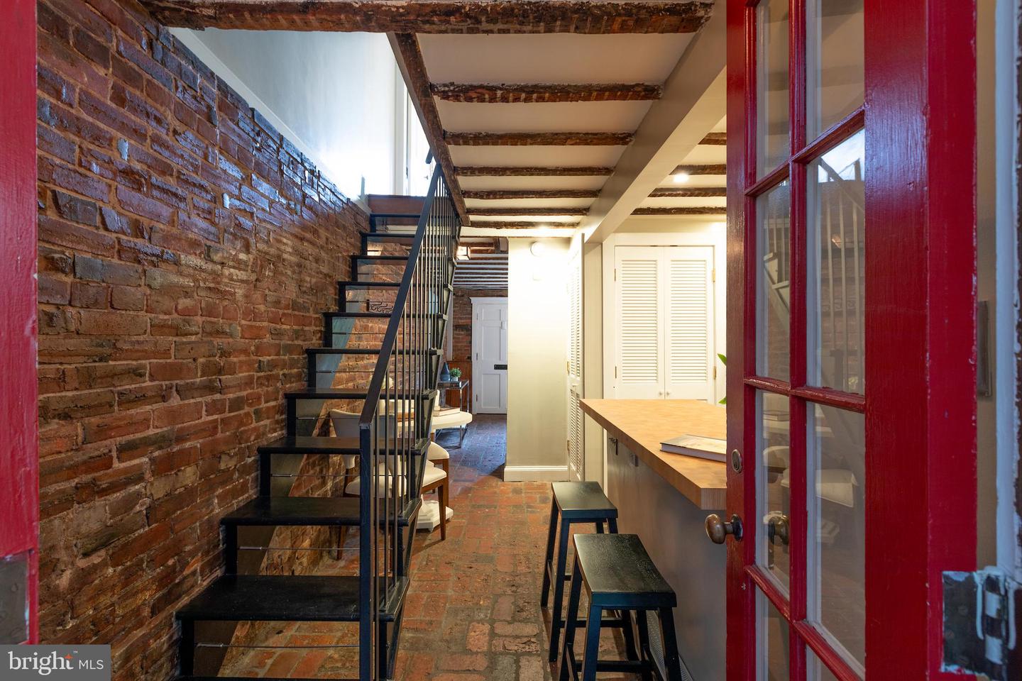 515-1/2 6TH ST SE, WASHINGTON, District Of Columbia 20003, 2 Bedrooms Bedrooms, ,1 BathroomBathrooms,Residential,For sale,515-1/2 6TH ST SE,DCDC2223778 MLS # DCDC2223778