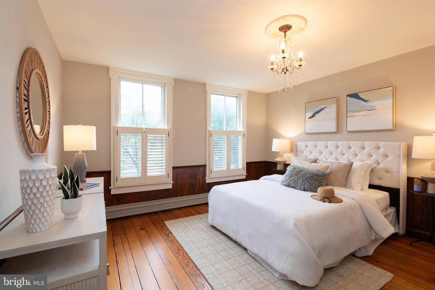 515-1/2 6TH ST SE, WASHINGTON, District Of Columbia 20003, 2 Bedrooms Bedrooms, ,1 BathroomBathrooms,Residential,For sale,515-1/2 6TH ST SE,DCDC2223778 MLS # DCDC2223778