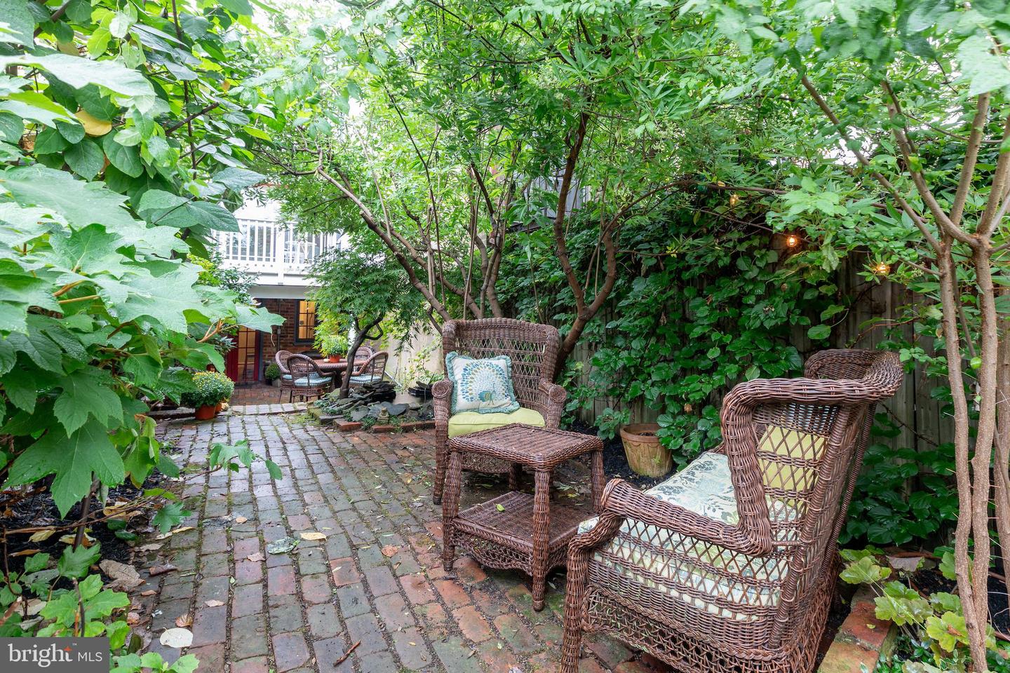 515-1/2 6TH ST SE, WASHINGTON, District Of Columbia 20003, 2 Bedrooms Bedrooms, ,1 BathroomBathrooms,Residential,For sale,515-1/2 6TH ST SE,DCDC2223778 MLS # DCDC2223778