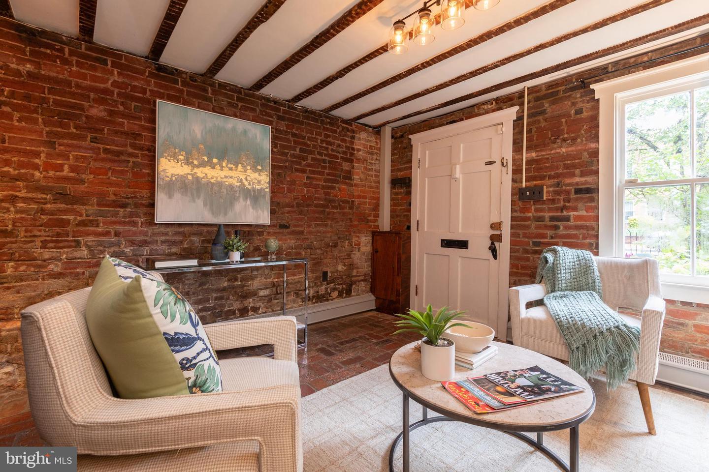 515-1/2 6TH ST SE, WASHINGTON, District Of Columbia 20003, 2 Bedrooms Bedrooms, ,1 BathroomBathrooms,Residential,For sale,515-1/2 6TH ST SE,DCDC2223778 MLS # DCDC2223778