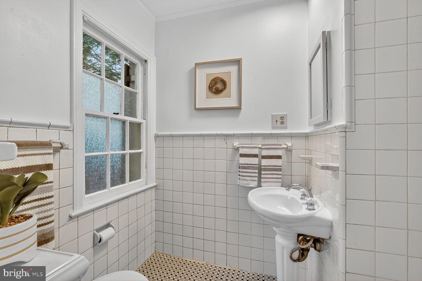1920 47TH ST NW, WASHINGTON, District Of Columbia 20007, 4 Bedrooms Bedrooms, ,3 BathroomsBathrooms,Residential,For sale,1920 47TH ST NW,DCDC2223780 MLS # DCDC2223780