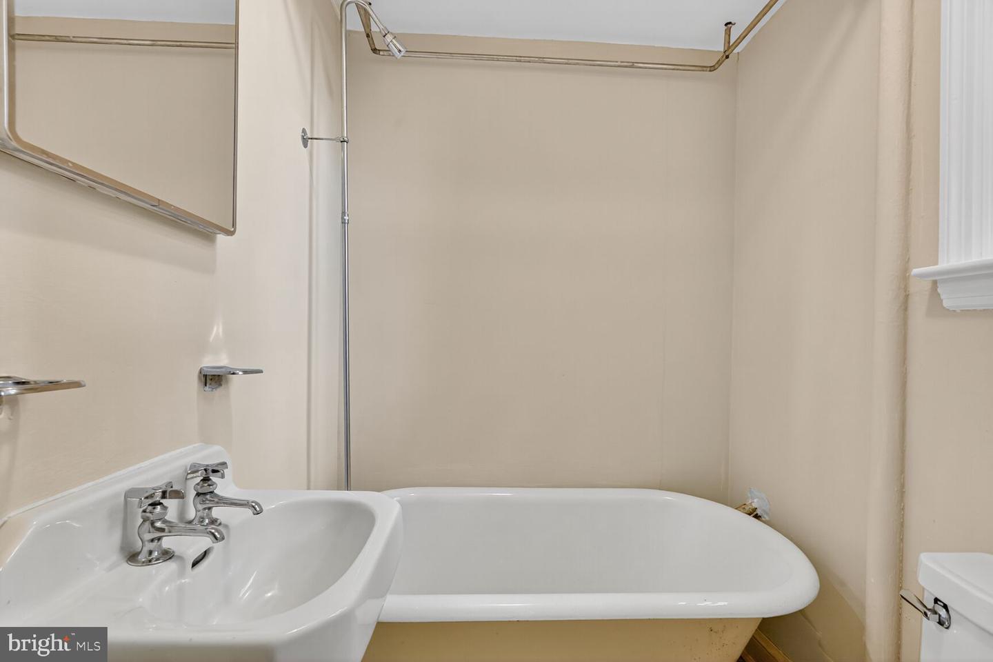 1920 47TH ST NW, WASHINGTON, District Of Columbia 20007, 4 Bedrooms Bedrooms, ,3 BathroomsBathrooms,Residential,For sale,1920 47TH ST NW,DCDC2223780 MLS # DCDC2223780