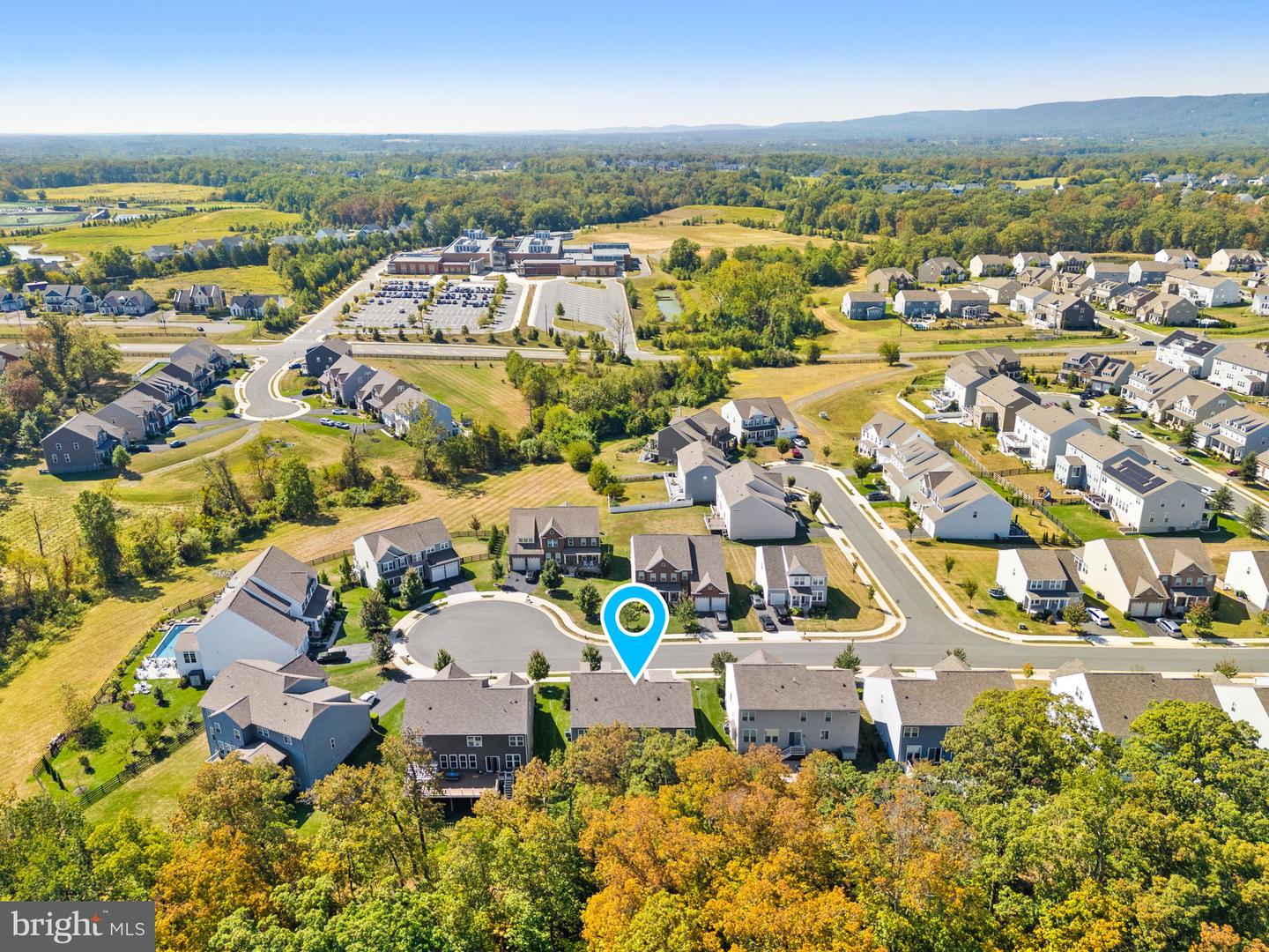 40946 MUNSON WOODS PL, ALDIE, Virginia 20105, 6 Bedrooms Bedrooms, ,5 BathroomsBathrooms,Residential,For sale,40946 MUNSON WOODS PL,VALO2107436 MLS # VALO2107436