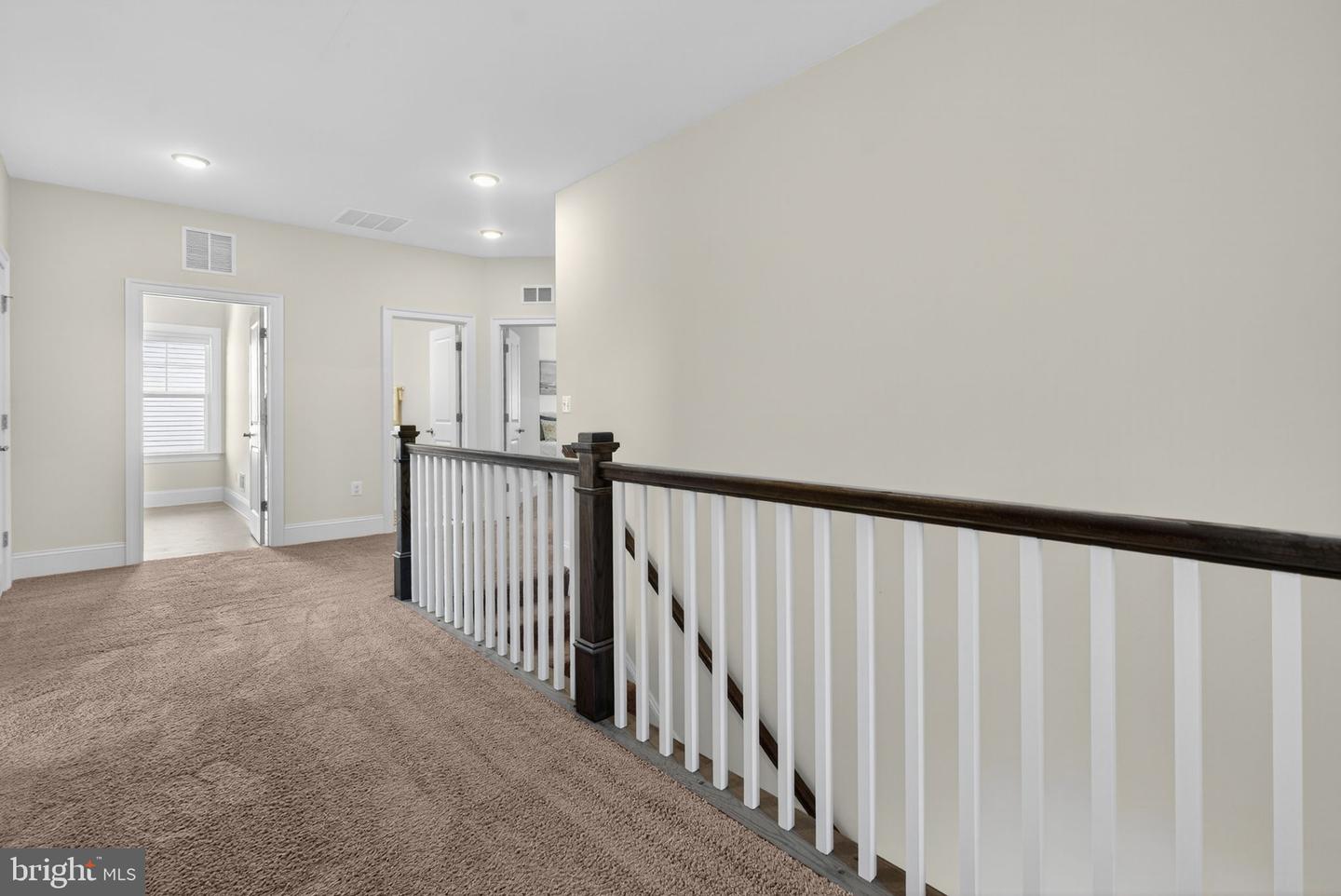 40946 MUNSON WOODS PL, ALDIE, Virginia 20105, 6 Bedrooms Bedrooms, ,5 BathroomsBathrooms,Residential,For sale,40946 MUNSON WOODS PL,VALO2107436 MLS # VALO2107436