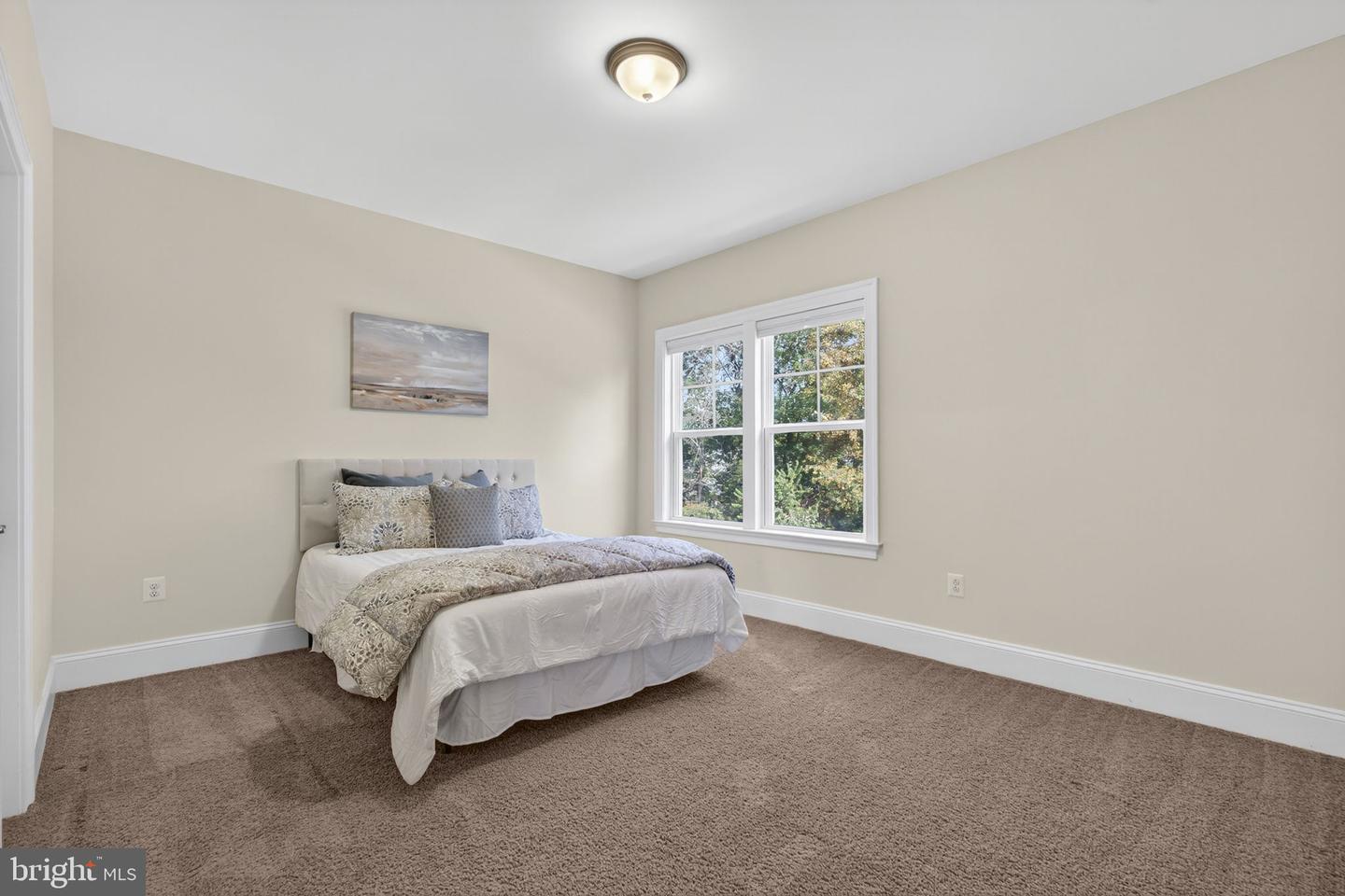 40946 MUNSON WOODS PL, ALDIE, Virginia 20105, 6 Bedrooms Bedrooms, ,5 BathroomsBathrooms,Residential,For sale,40946 MUNSON WOODS PL,VALO2107436 MLS # VALO2107436
