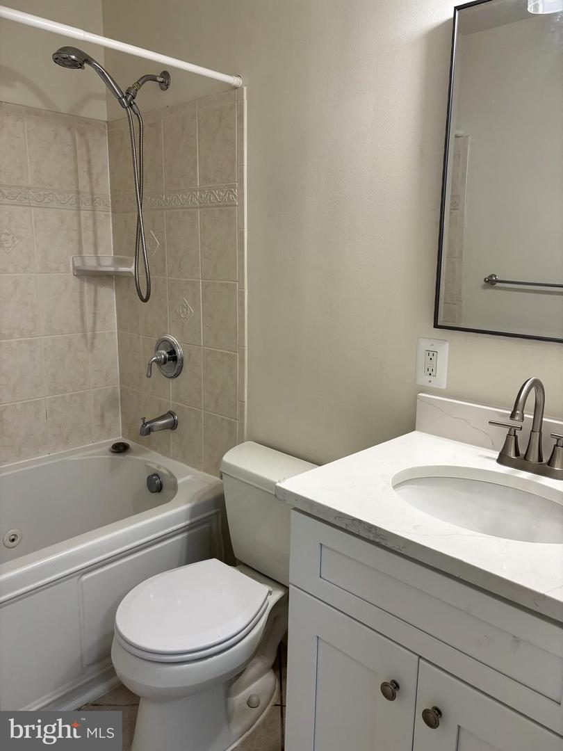 7912 CENTRAL PARK CIR, ALEXANDRIA, Virginia 22309, 4 Bedrooms Bedrooms, ,3 BathroomsBathrooms,Residential,For sale,7912 CENTRAL PARK CIR,VAFX2268942 MLS # VAFX2268942
